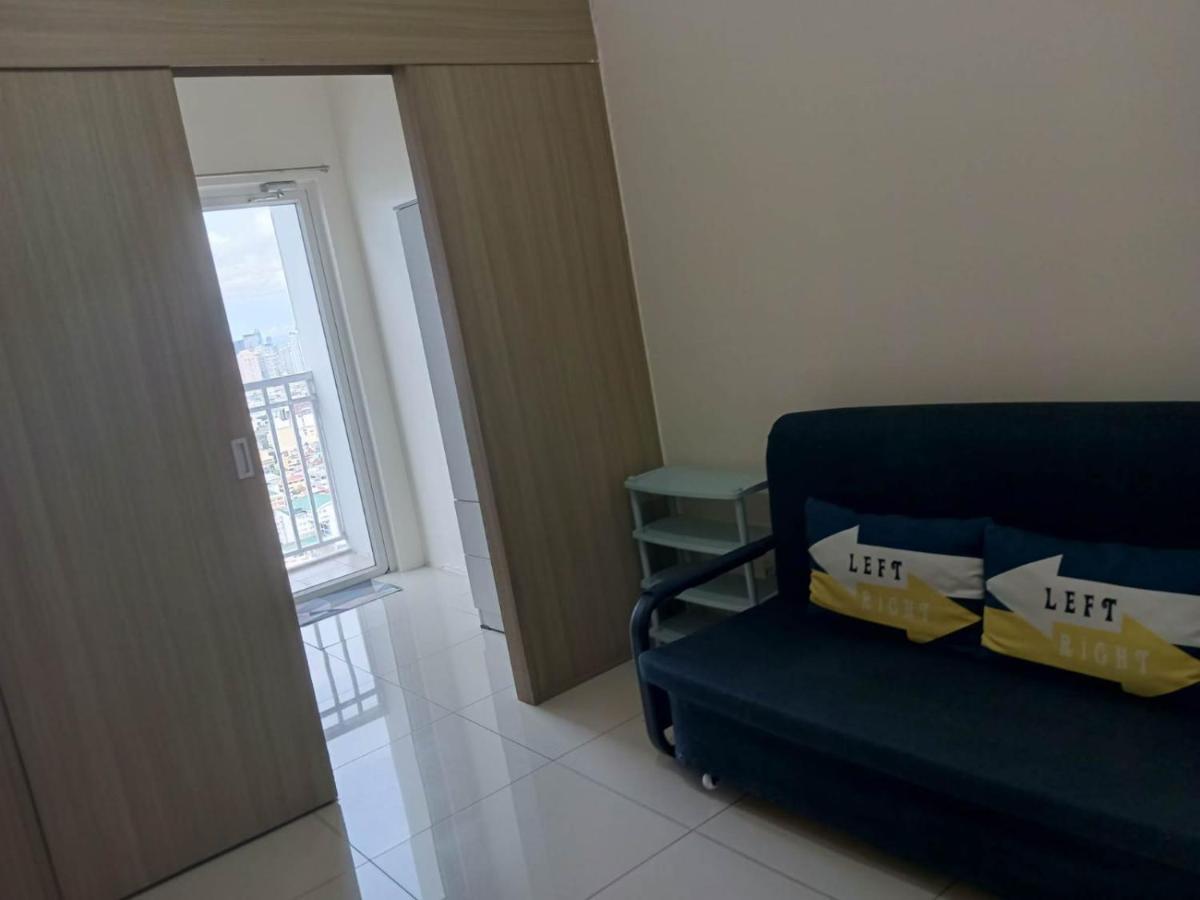 Breeze Residences - 1Br Unit With Balcony -Top Floor Manila Exteriör bild